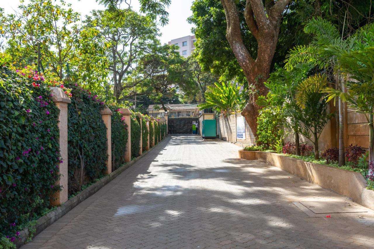 Tropical Themed 3Br And Dsq Apartment Nairobi Ngoại thất bức ảnh